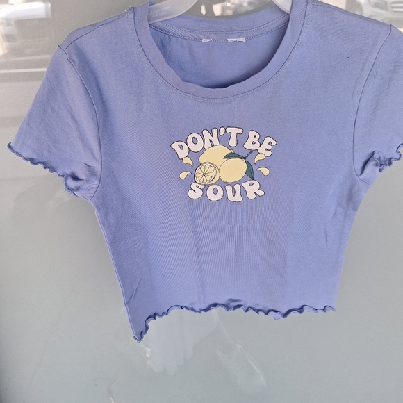 Crop tops - Picture 13 of 16